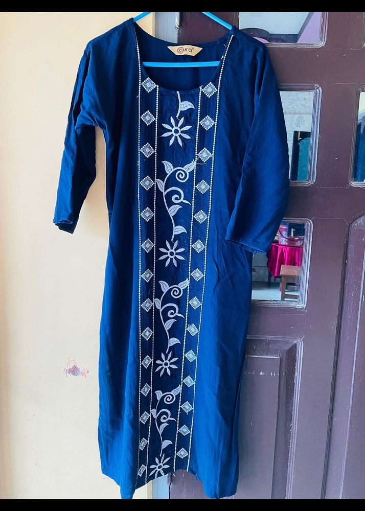 Simple Kurti With Neck embroidery