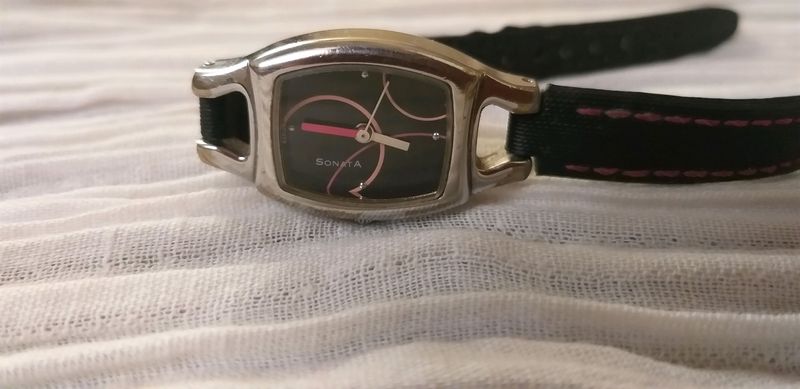 original sonata belt watch