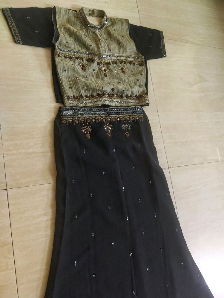 Black Fish Cut Dress For Festivals..