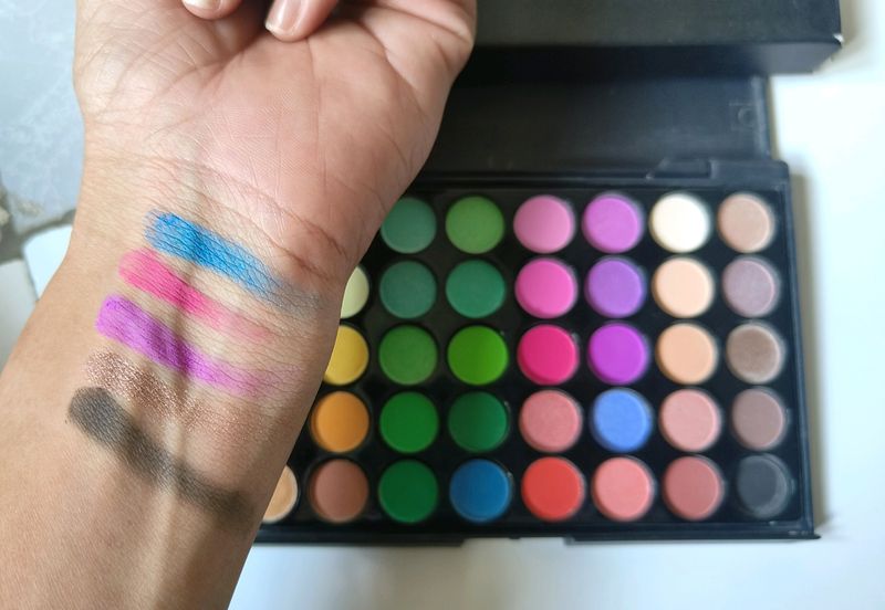 Popfeel Multicolor Mini Eyeshadow Palette 😍