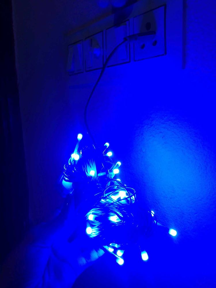 Piece Of 6 Blue Led Lights