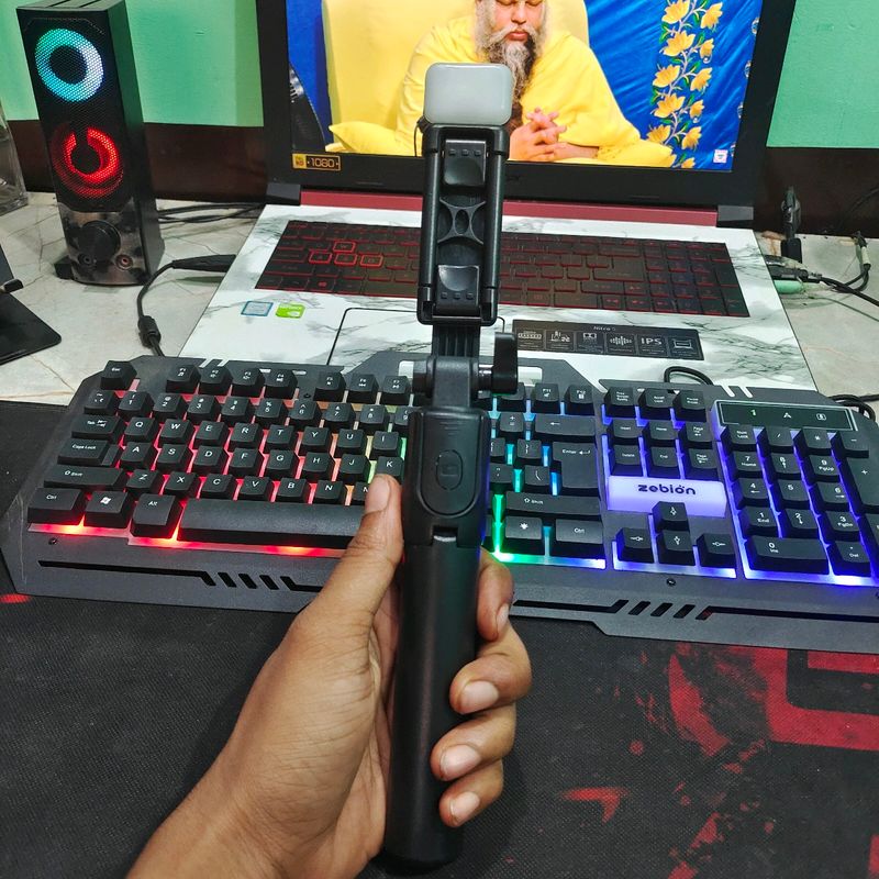 Tripod For Mobile 5 In 1 Brand New 🏷️