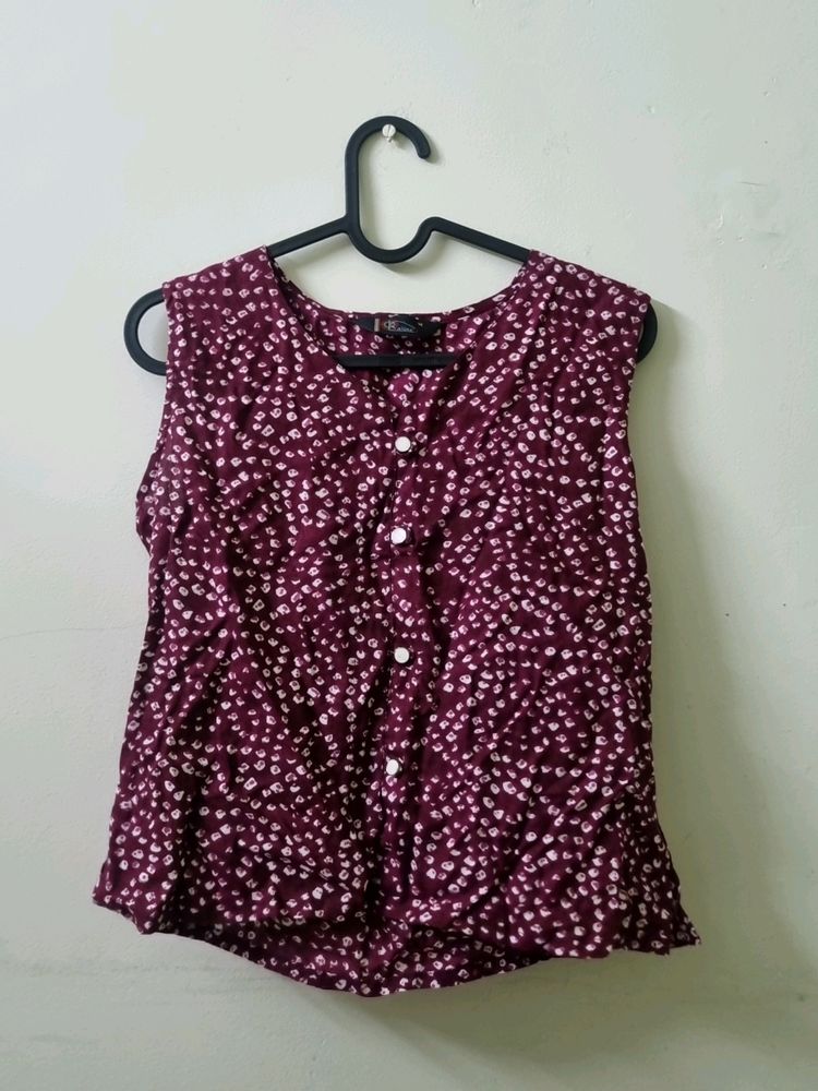 Kabini Sleeveless Maroon Top