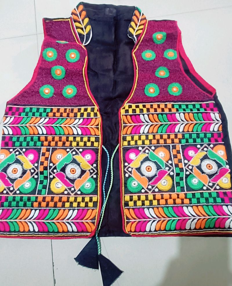 Women Embroidered Ethnic Jacket