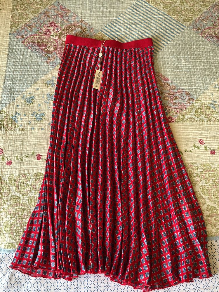 Beautiful Pleaded Skirt Xs