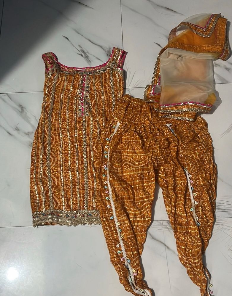 Reseverd Kurta Set