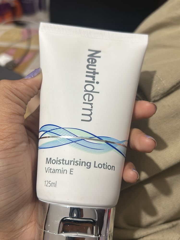 Neutriderm Moisturising Lotion