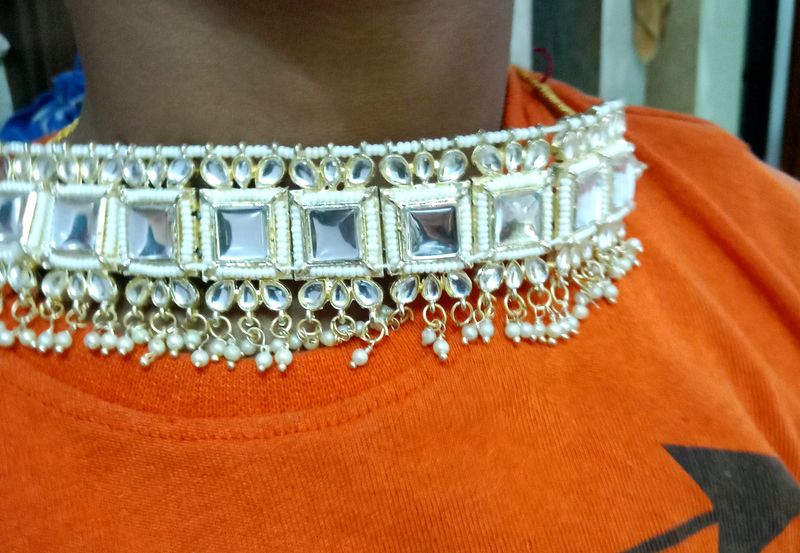 Necklace Set With Mangtika