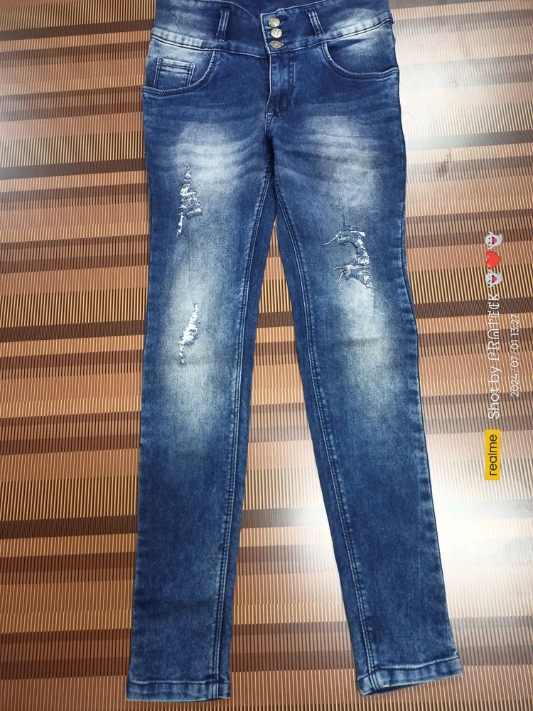 (N-09) 28 Size Slim Fit Denim Jeans