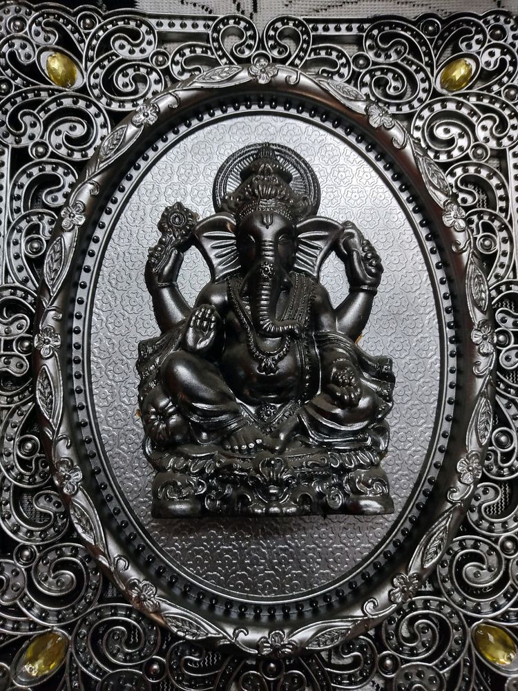 Ganesh G Frame