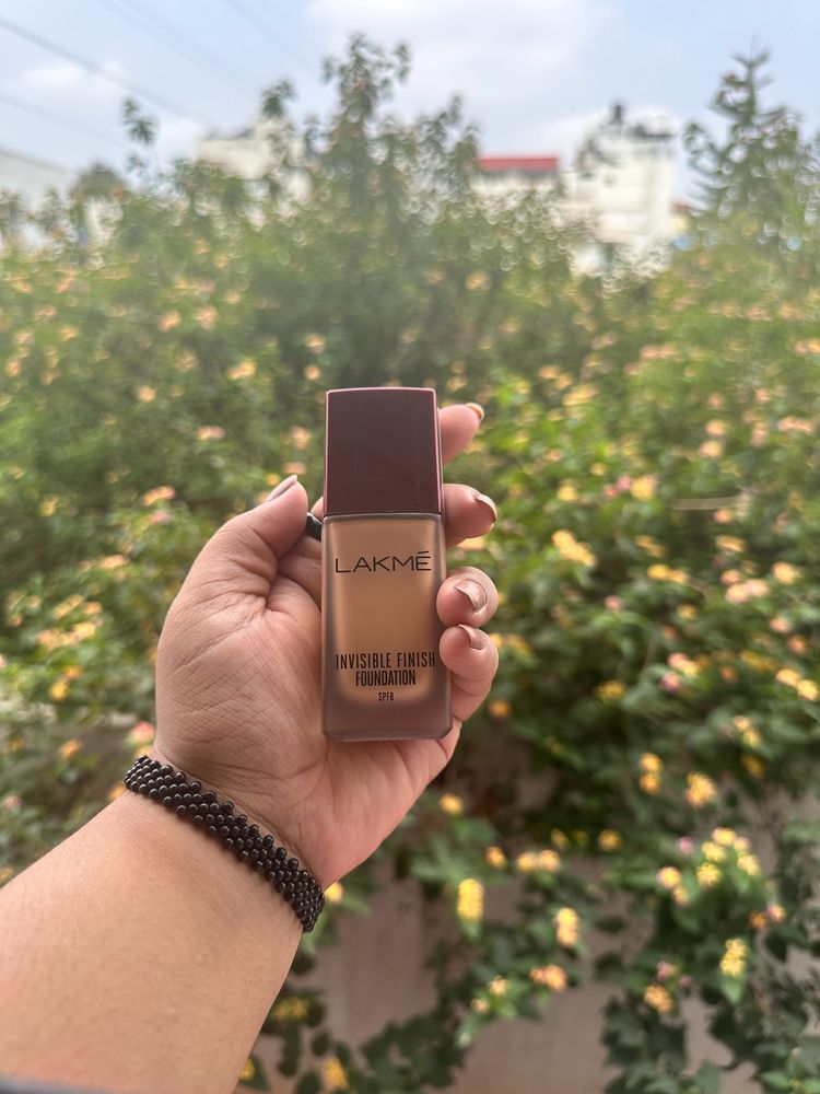 Lakme Invisible Finish Foundation