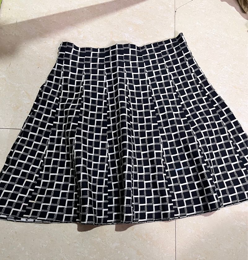 Korean Mini Skirt 🖤