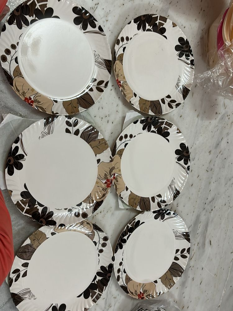 Dinner plates 6 pieces