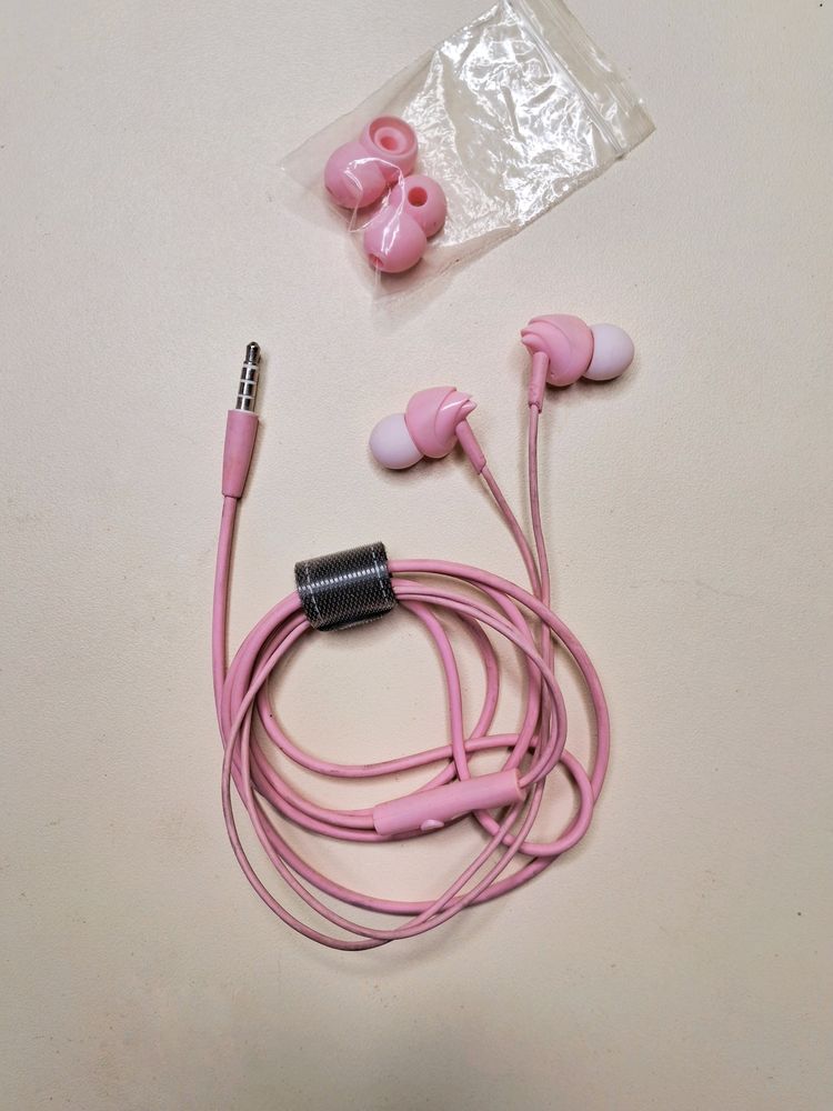 boAt BassHeads 100 M Taffy Pink Earphones