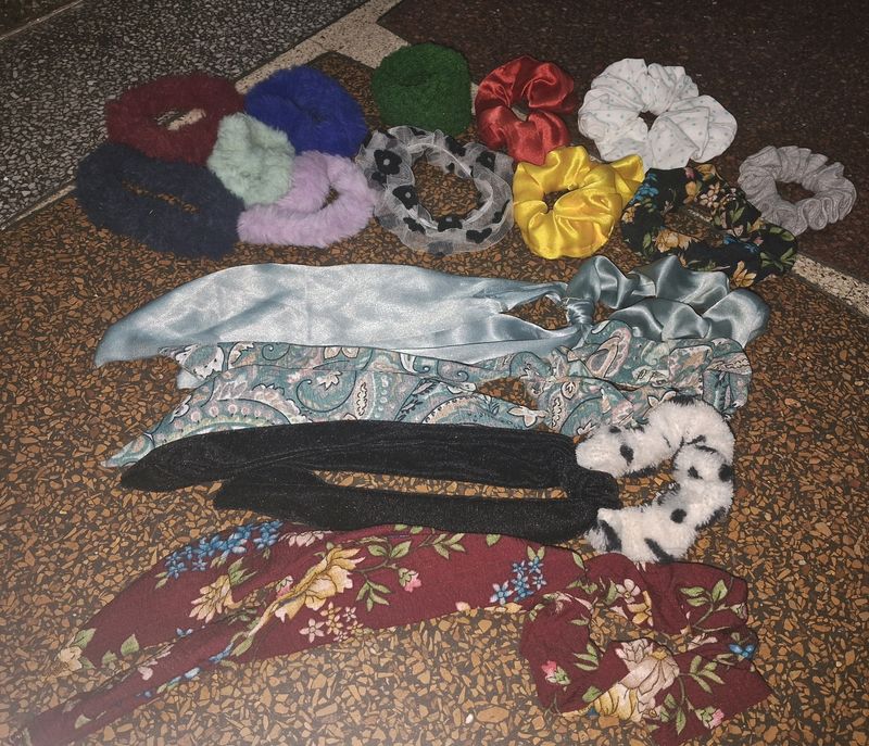 16 Different  Style Scrunchies