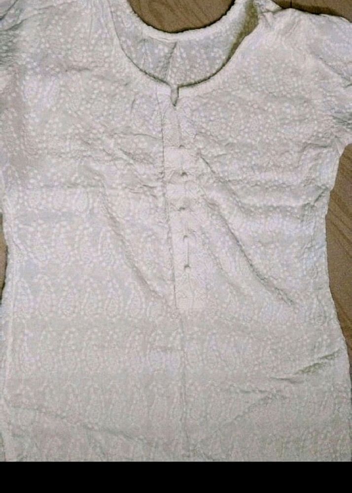 Chikankari Kurti