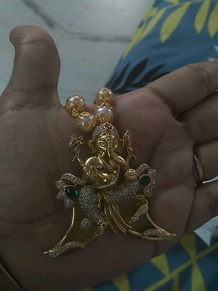 Tiger nail With Pearl Cap Mala Ganesh Pendant