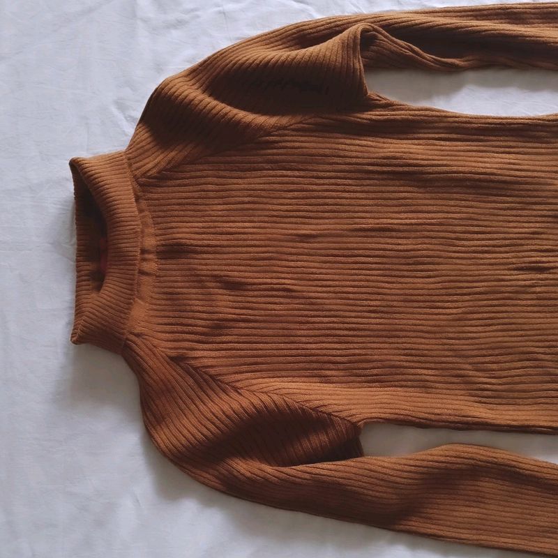 Russet Brown Pullover (M)