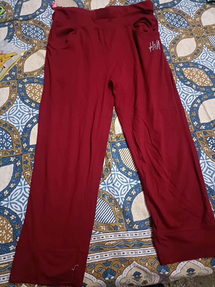 Maroon Capri In 32 Waist Knee Length