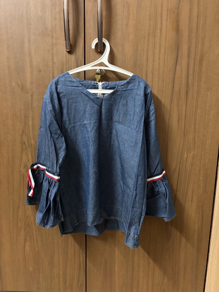 Denim Bell Sleeved Hm Top