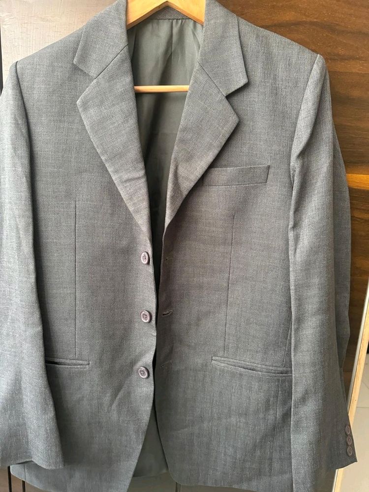 BLAZER / SUIT  FOR MEN