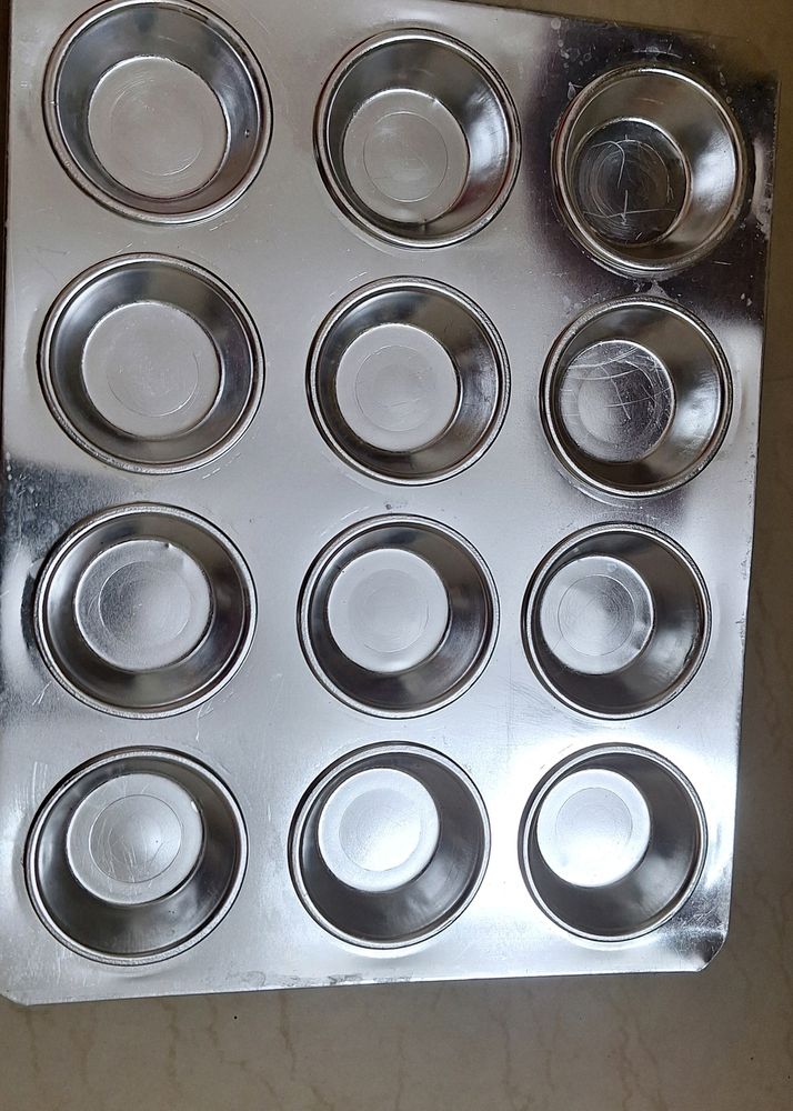 Aluminium Muffins Tray