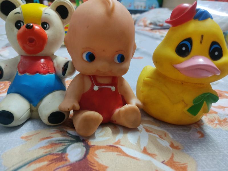 3 Rubber Used Toys For Kids