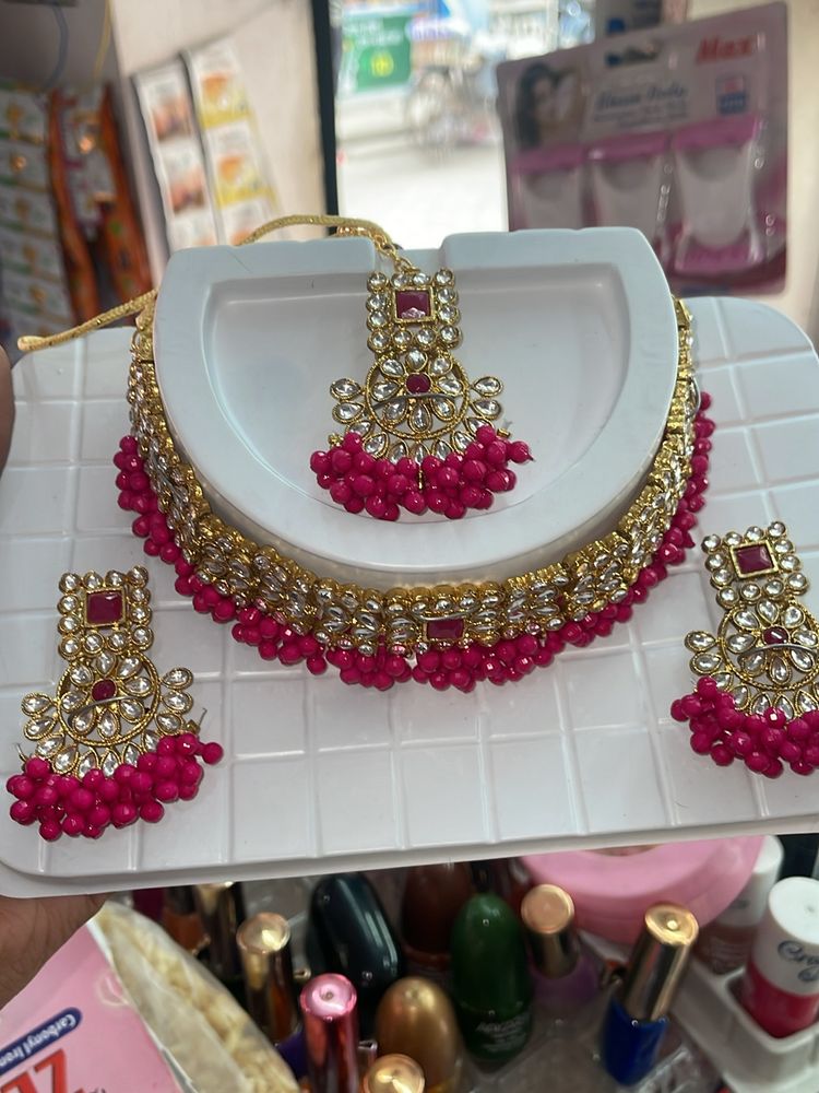 Pink Coloured Full Set With Maang Tikka And Earing