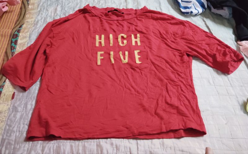 Red T-shirt For Regular Use