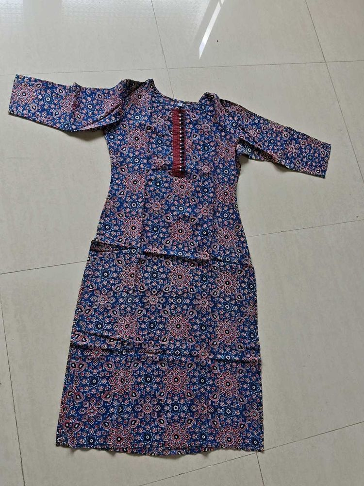 Yufta Cotton Kurta For Women