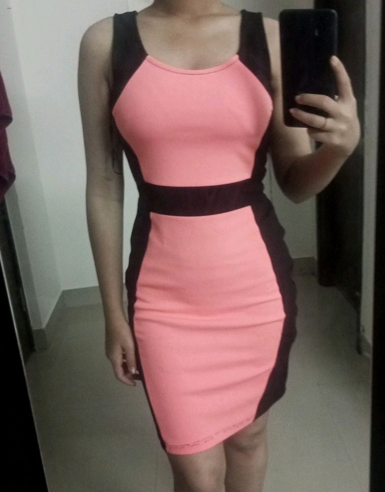 Pink bodycon dress