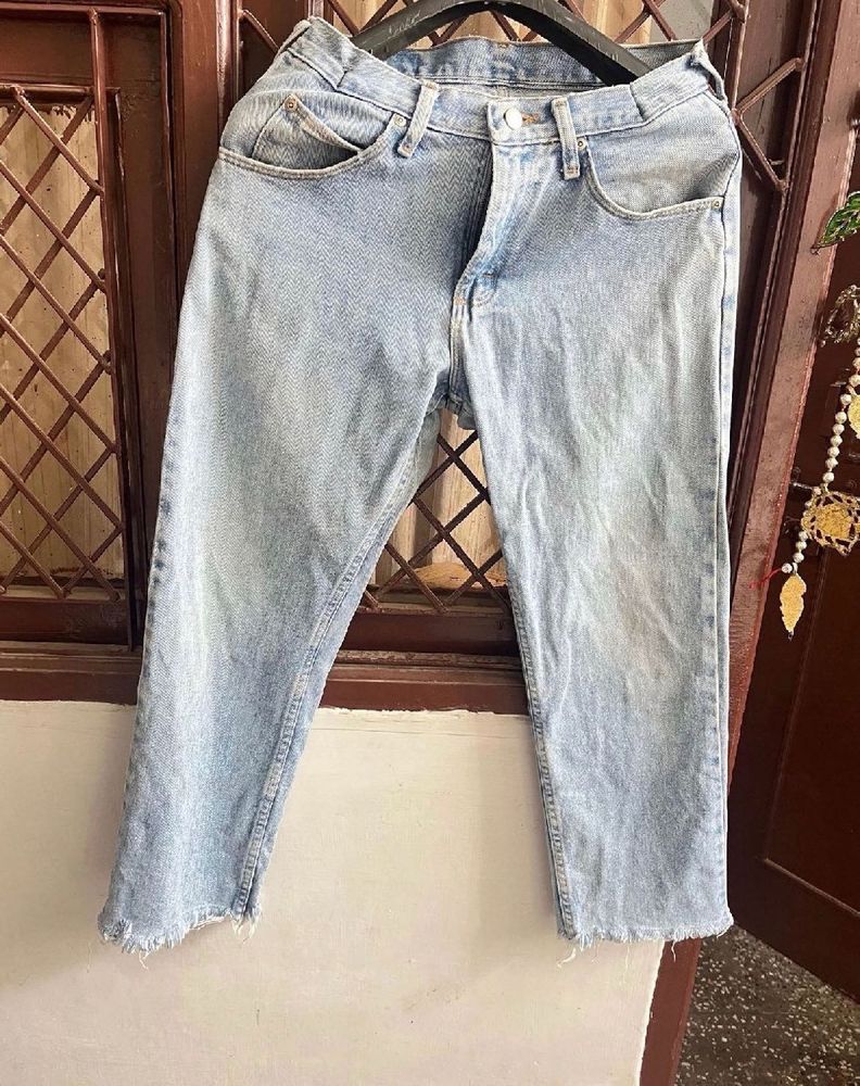 Wrangler Straight Jean For 300/-