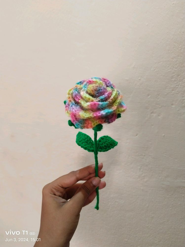 Prize Drop 🚨💥Unique Multicolored Crochet Rose 🌹