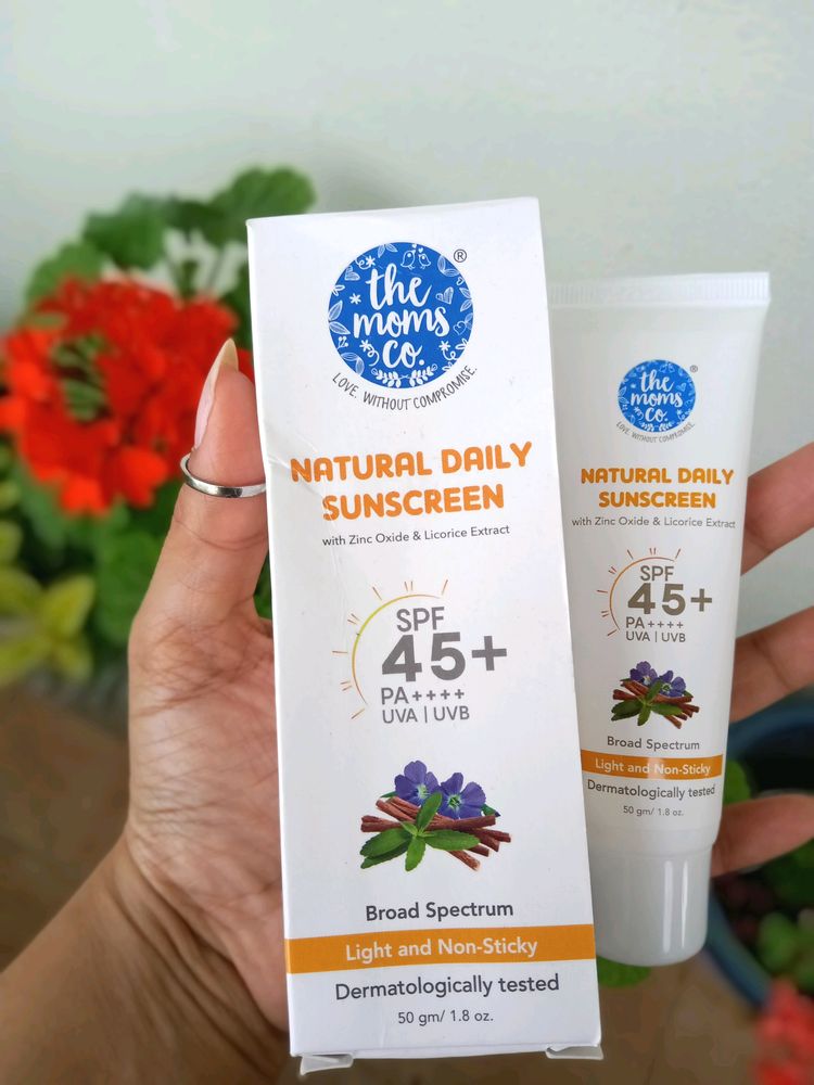 🆕Natural Daily Sunscreen SPF 45+| Lightweight| No White Cast - Suits All Skin Types
