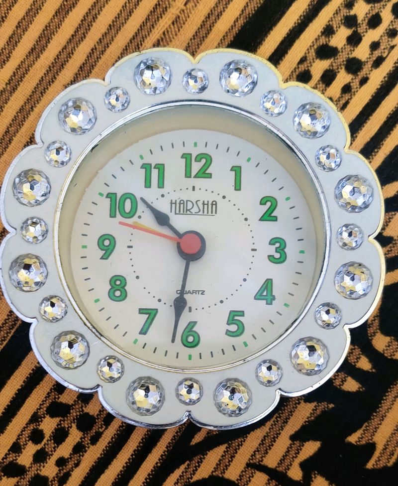 Mini Table clock (4 inch)