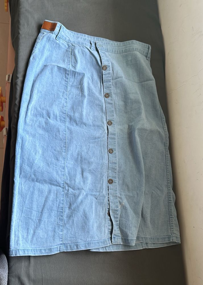 Brand New Never Worn Denim Skirt Size XXL