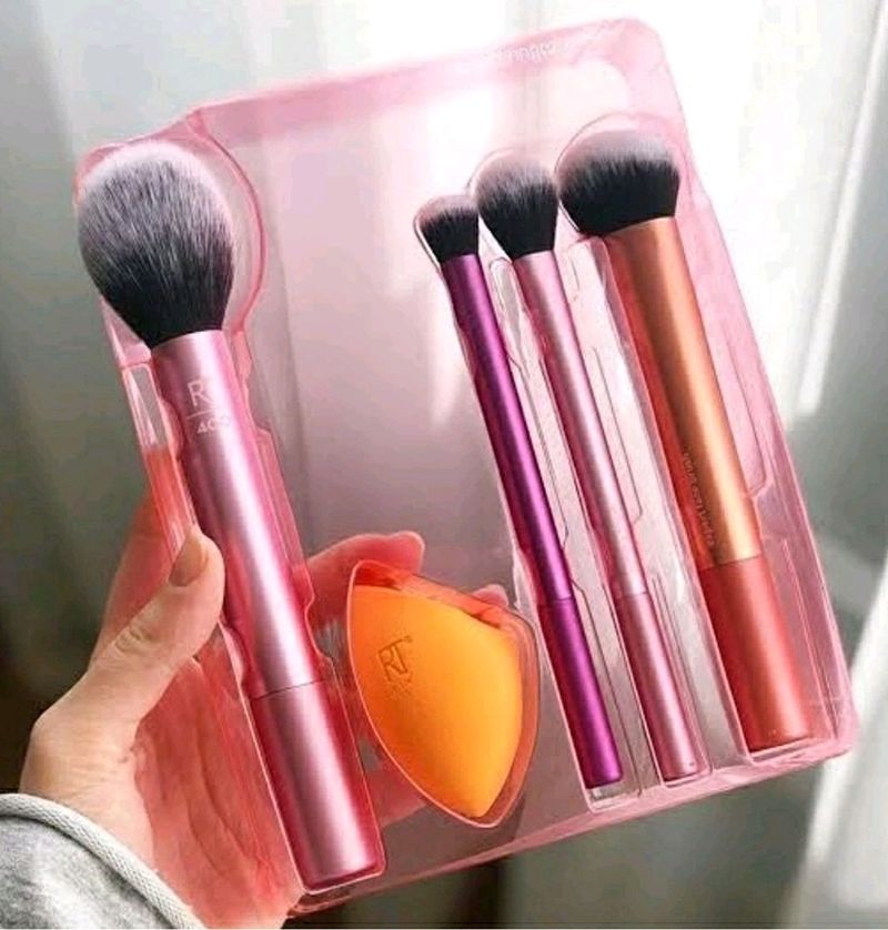 Real Techniques Everyday Essential Brush Set