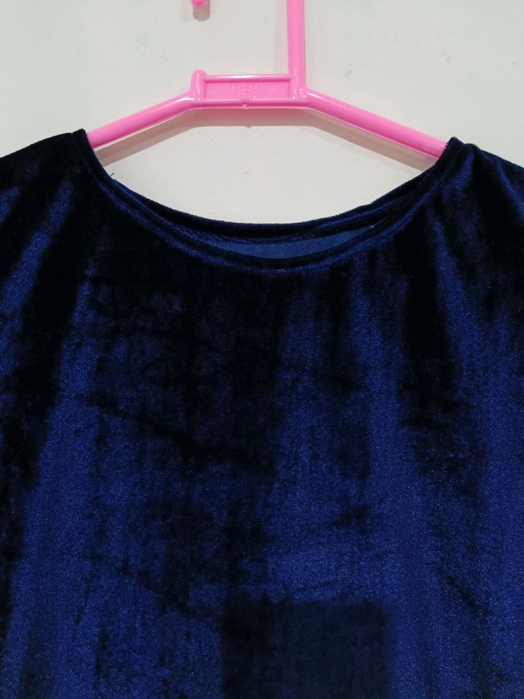 New Unused Velvet Top Blouse