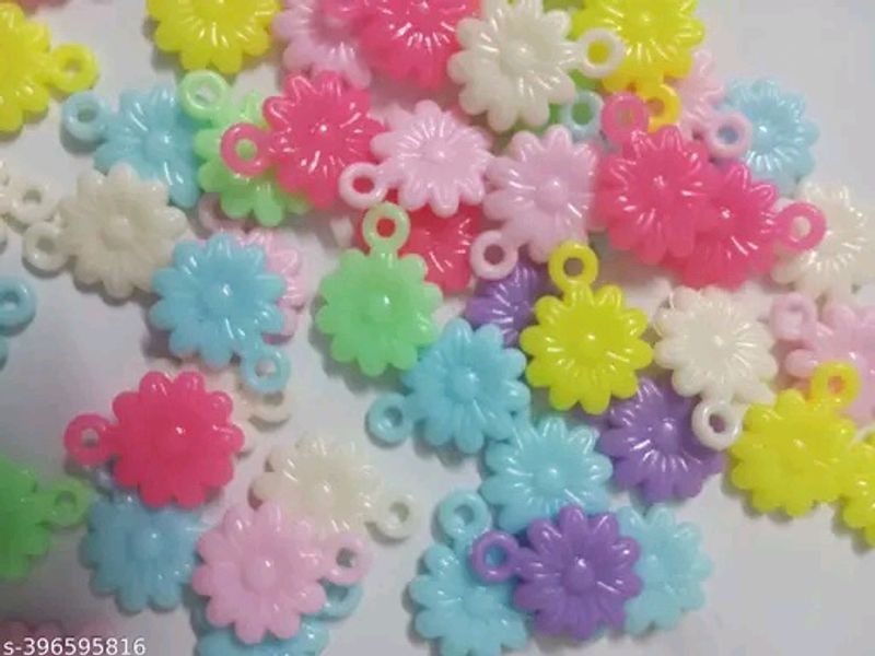 Plastic Flower Charms 50 Pcs