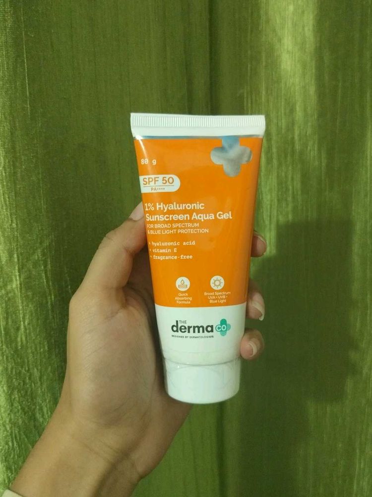 Derma Co 1% Hyaluronic Sunscreen Aqua Gel