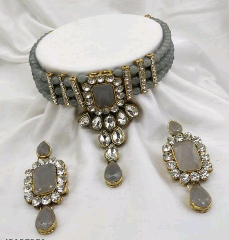 Choker Necklace Set