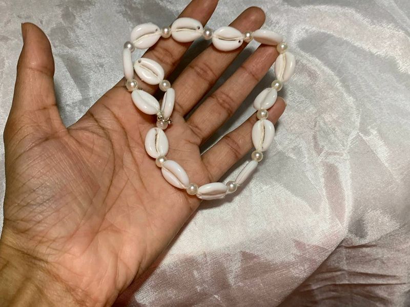 Shell Choker