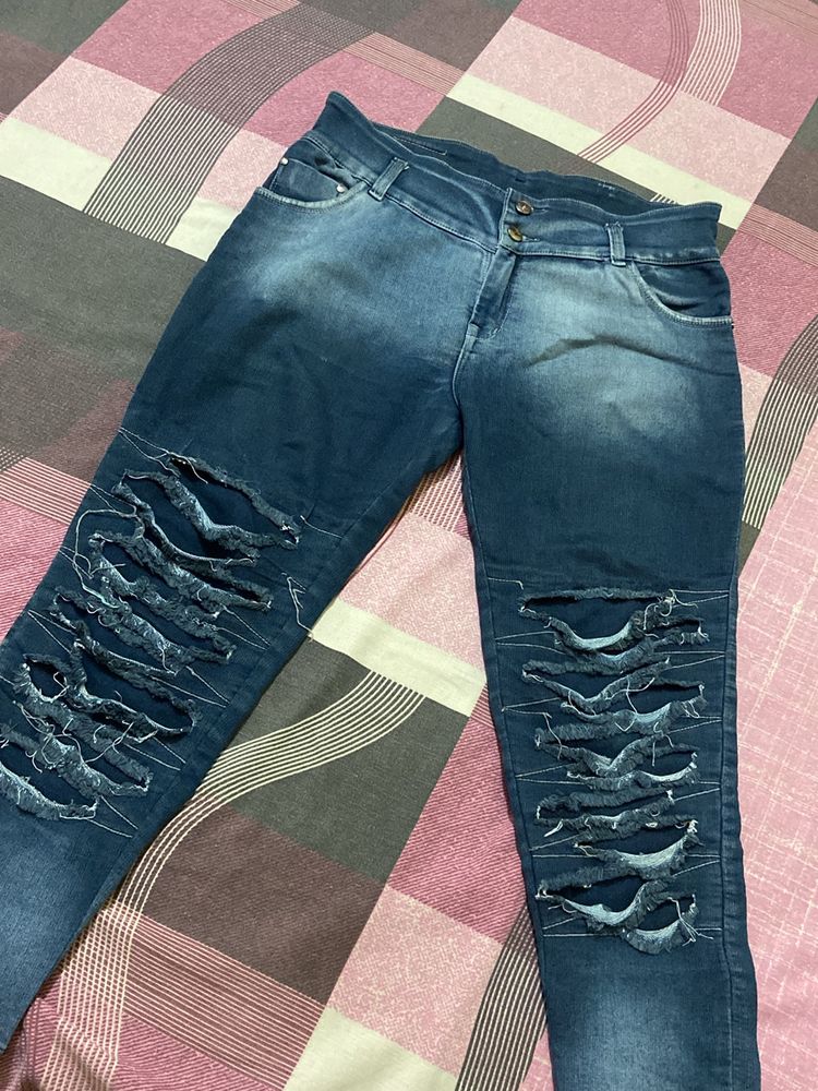 Navy Blue Washed Distressed Pattern Jean For Women