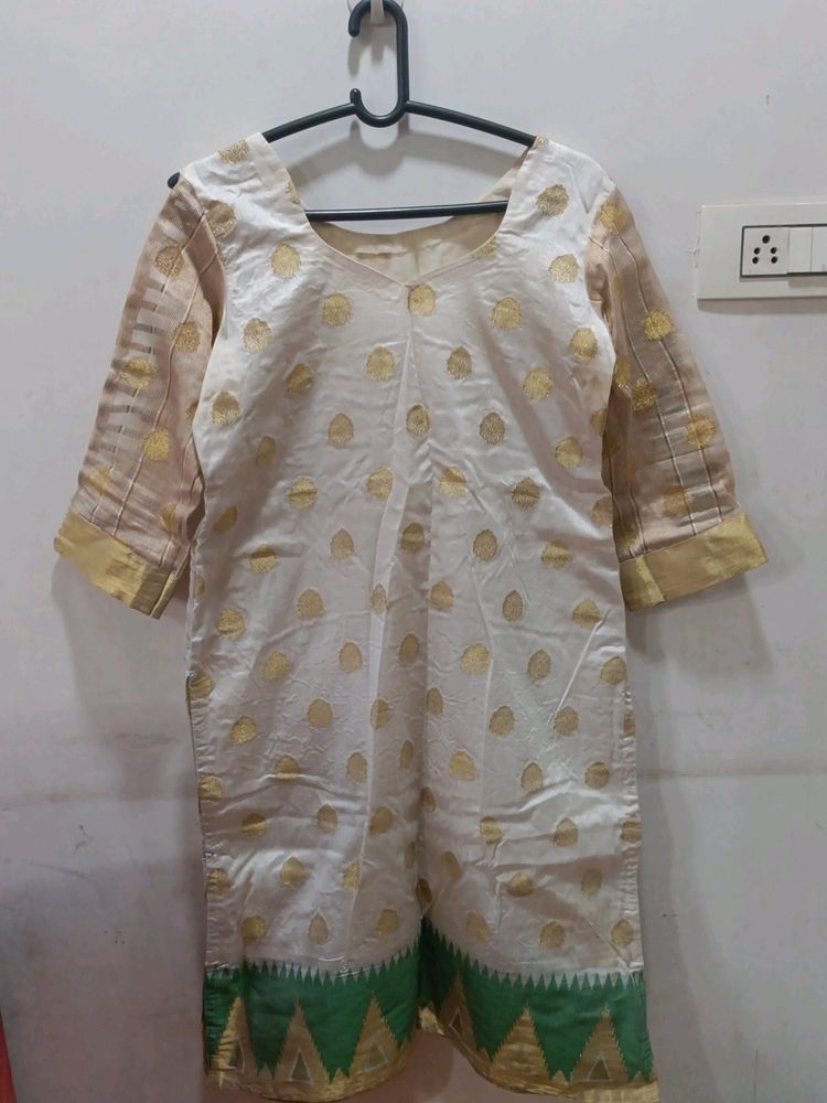 Banarsi Kurti