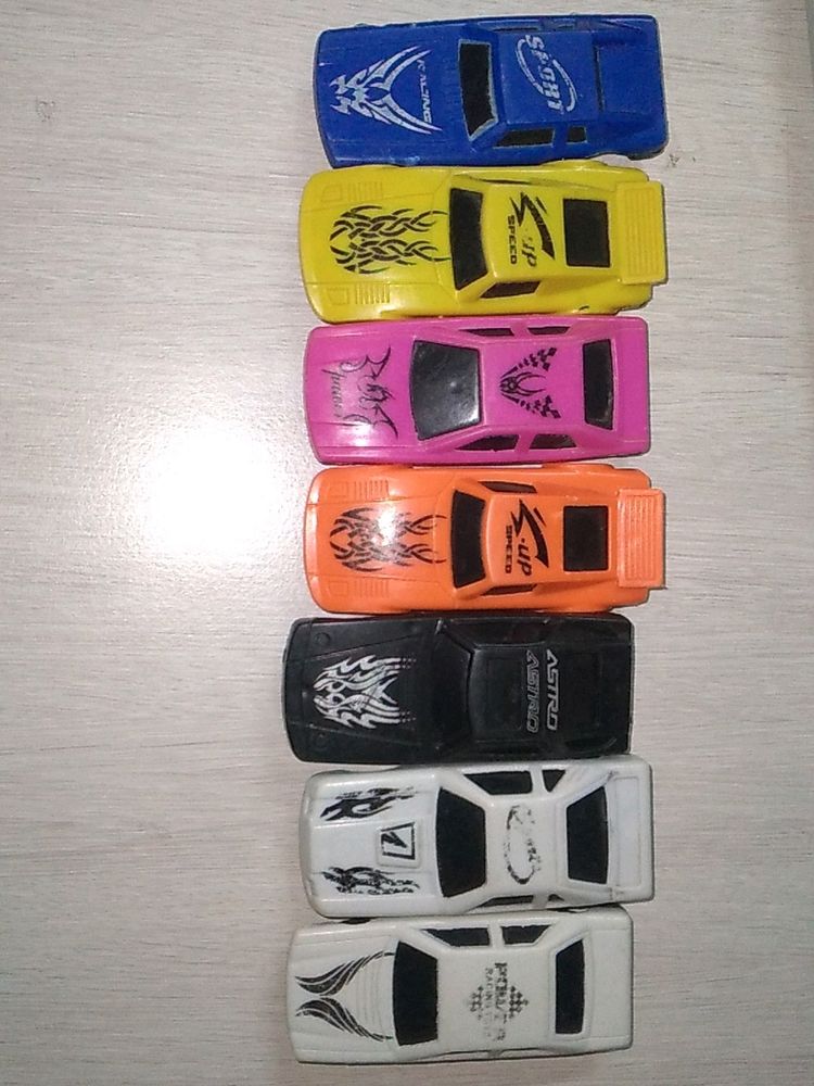 Pack Of 7 Plastic Cars