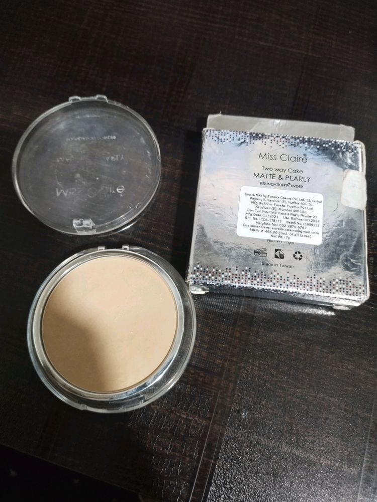 Miss Claire Foundation Powder