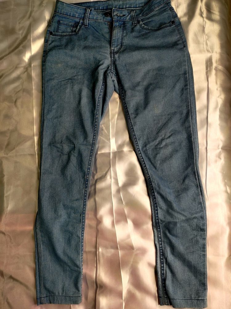 Mid Rise Light blue Skinny Jeans