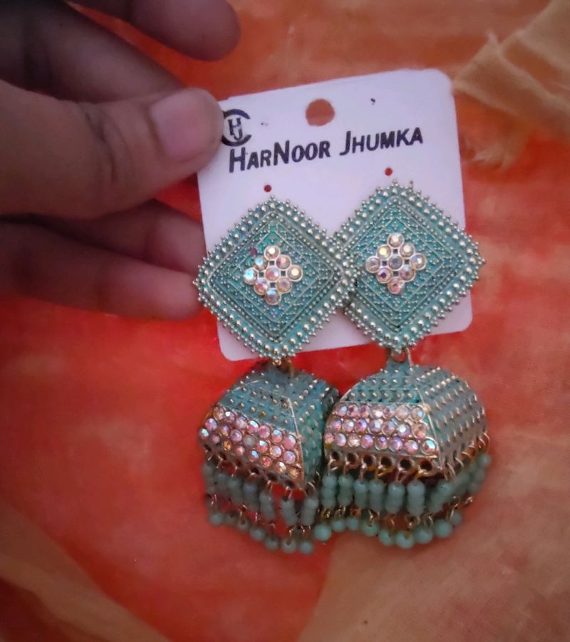 Beautiful Pestle Green Harnoor Jhumka 😍