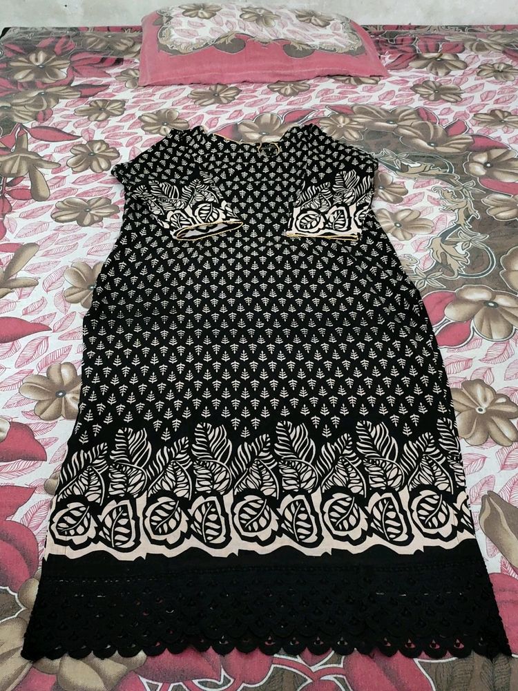 Pure Cotton Beautiful Black Kurta, Boat Neck