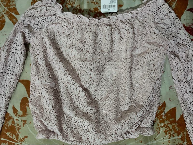 Beautiful Knitted Top With Pretty Arms